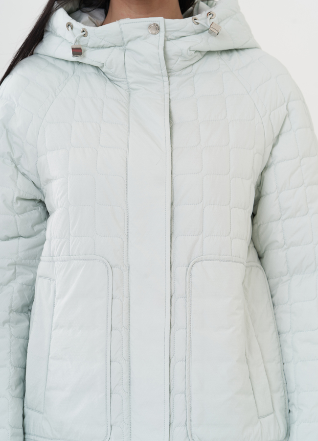 Легкая куртка с капюшоном модель № 27015 универмаг малина