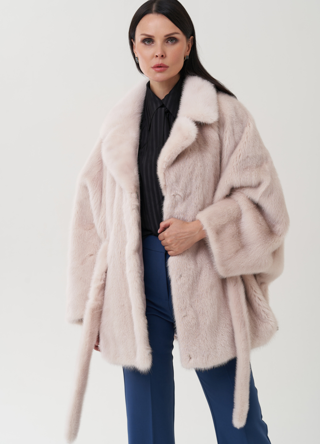 Шуба в цвете пудра с английским воротником модель № 24820 универмаг малина