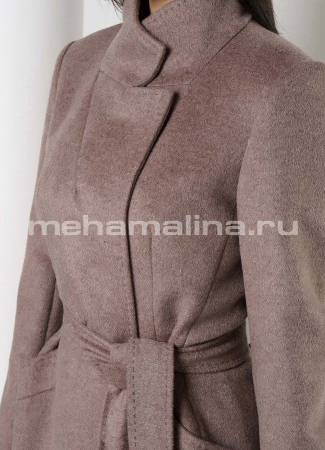 Пальто приталенное на кнопках, воротник стойка, цвет капучино модель № 2649ПД2913 универмаг малина