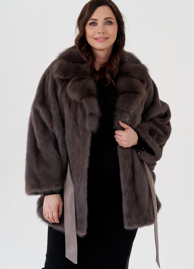 Укороченная шуба из норки под пояс модель № 23979 универмаг малина