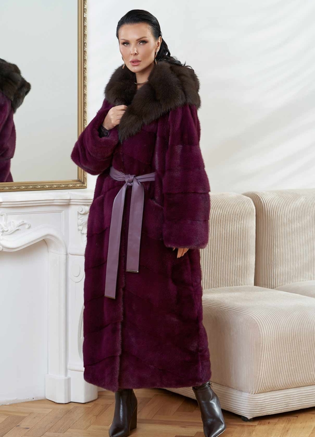 Норковая шуба с капюшоном из меха куницы модель № 28666 в рассрочку