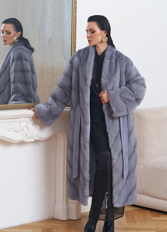 фото Норковая шуба в голубом цвете модель № 29089