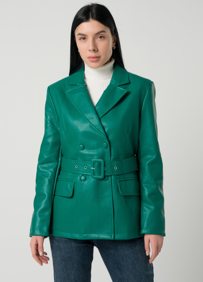 Женский пиджак из эко кожи зеленого цвета модель № 22410 в кредит