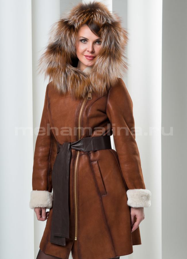 Дубленка с капюшоном из лисы модель № D-83 меха малина
