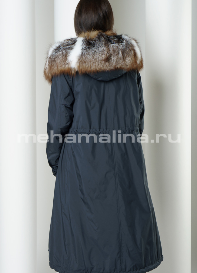 Удлиненная парка синего цвета с меховой отделкой модель № 942 в кредит