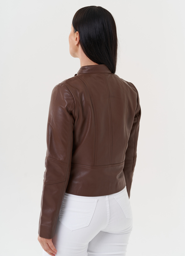 Женская кожаная куртка  Женская кожаная куртка