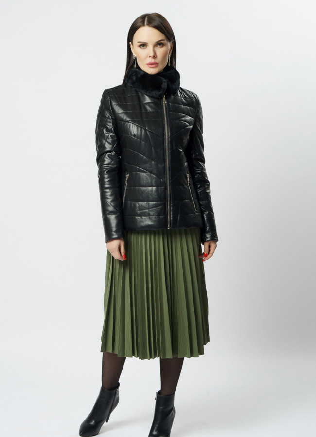 фото Куртка из эко кожи с отделкой из кролика модель № 11116