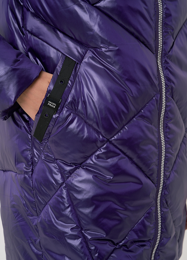 Пуховик на молнии с капюшоном модель № 832 универмаг малина