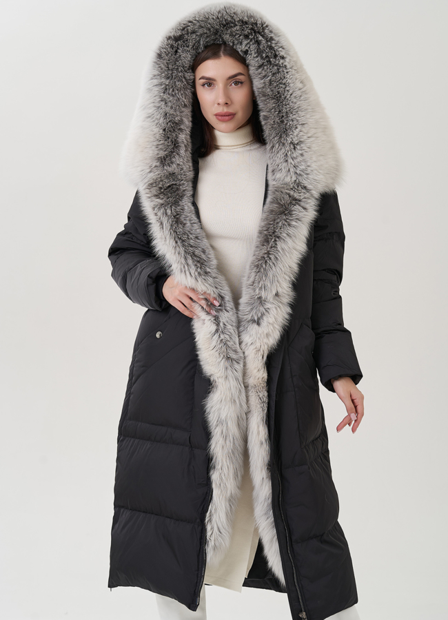 Удлиненный женский пуховик с песцом модель № 25365 в кредит