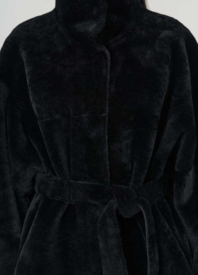 Женская дубленка в черном цвете модель № 25525 универмаг малина