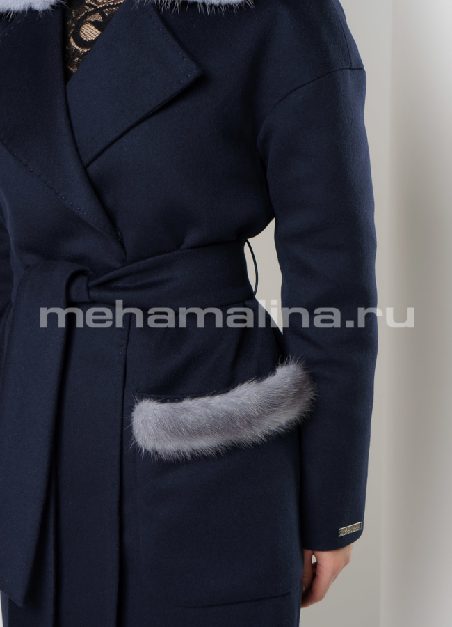 Зимнее утепленное пальто с отделкой из норки модель № 030 универмаг малина