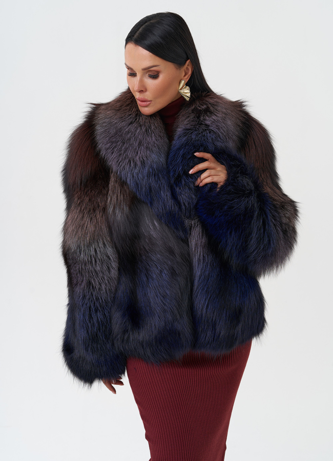 Женская шуба из меха чернобурки модель № 28596 универмаг малина