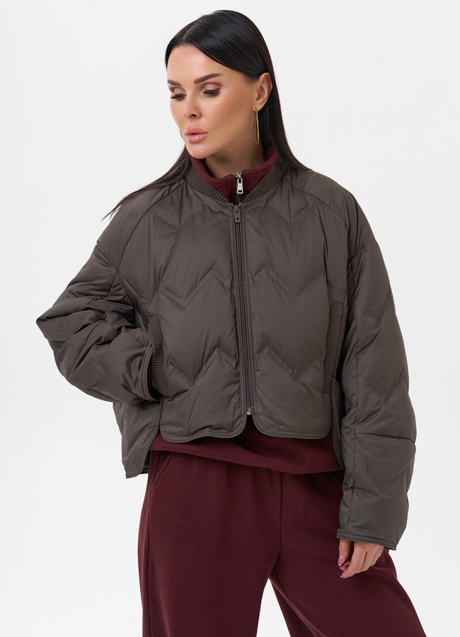 Короткая женская куртка на утеплителе модель № 29885 универмаг малина