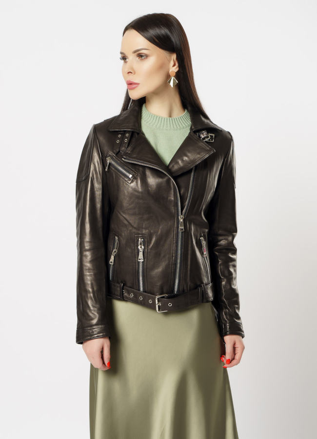 Кожаная куртка черного цвета модель № 10619 меха малина Кожаная куртка черного цвета модель № 10619 меха малина