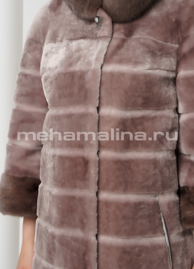 Светлая шуба с капюшоном модель № S-616 универмаг малина