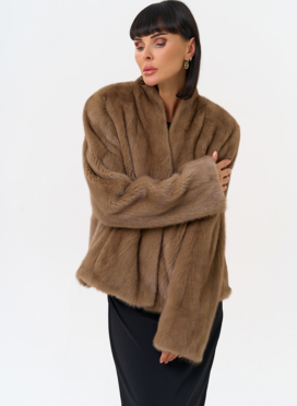 Укороченная шуба из меха норки  Укороченная шуба из меха норки