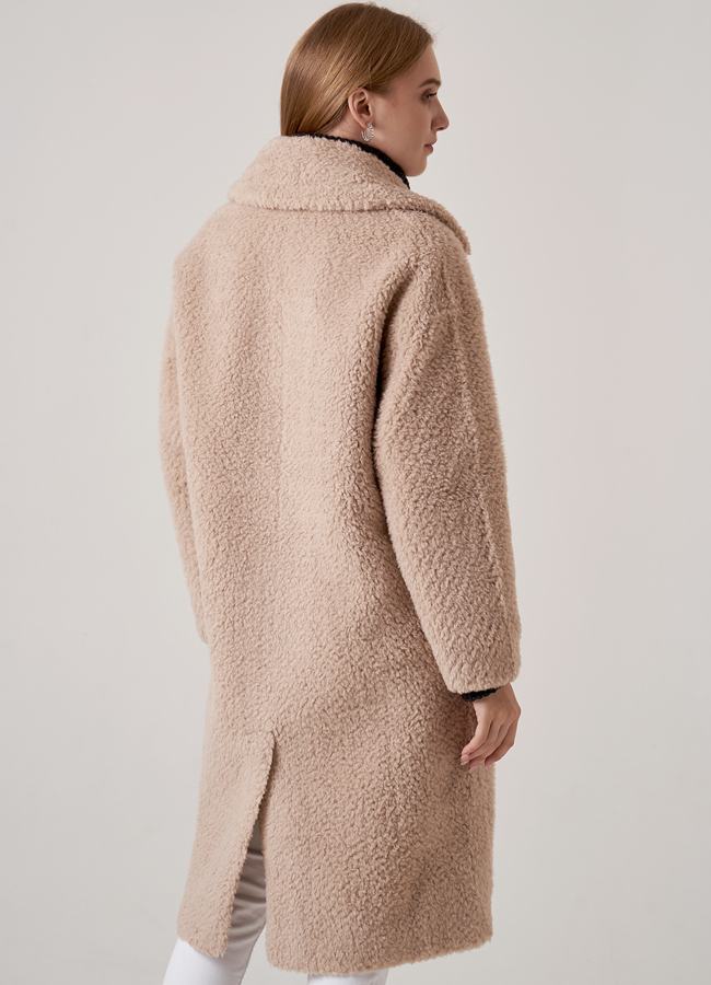 фото Пальто oversize из эко меха  модель № 207-1