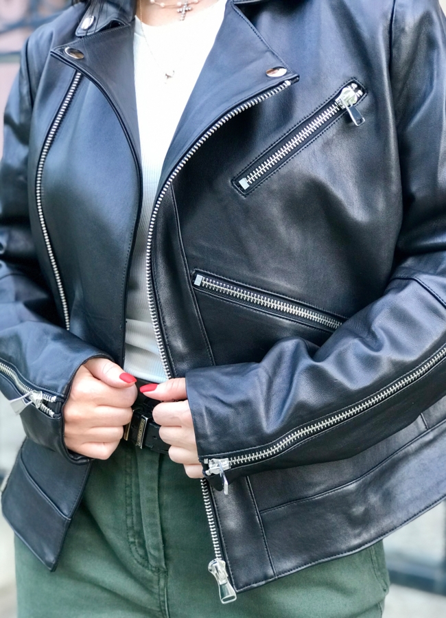 Куртка кожаная черного цвета модель № 16002 в кредит