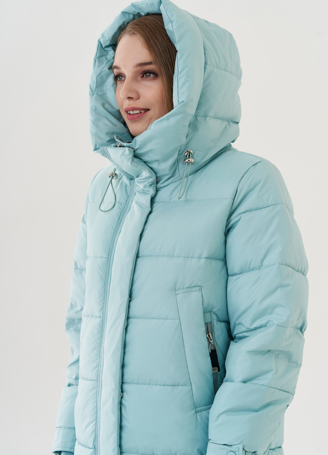 Женская куртка с капюшоном  модель № 25773 универмаг малина