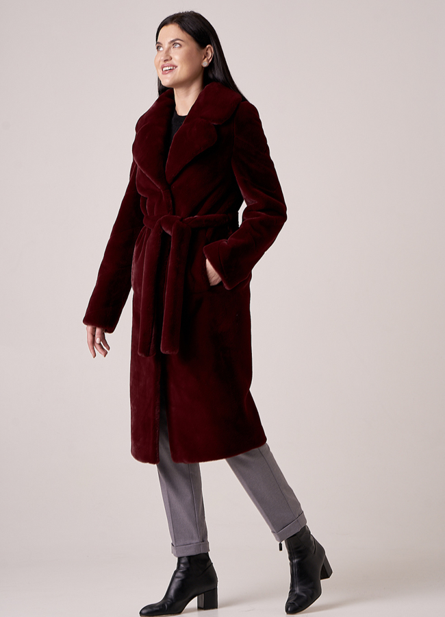 Шуба из искусственного меха в бордовом цвете модель № 1831 универмаг малина