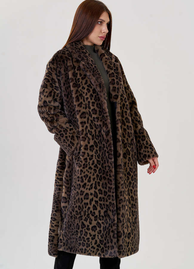 Женское пальто из эко меха  модель № 80909 универмаг малина