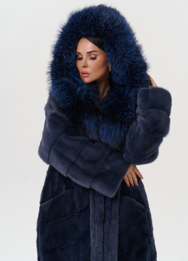 Шуба из меха норки с капюшоном из чернобурки модель № 24-5068 универмаг малина