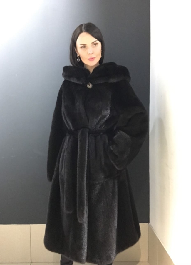 Классическая шуба из норки модель № S-758 универмаг малина
