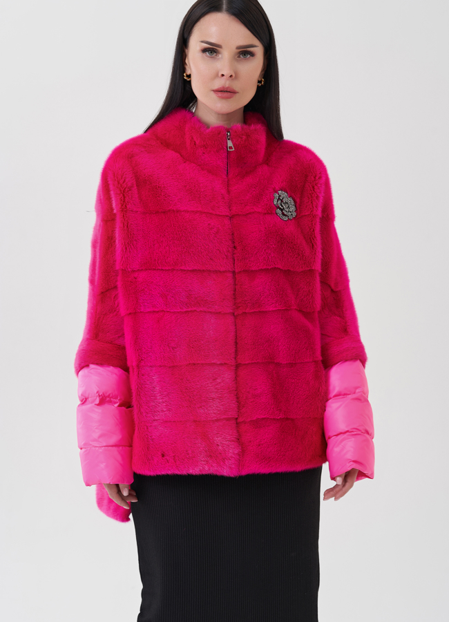 Короткая шуба из норки  модель № 24654 меха малина