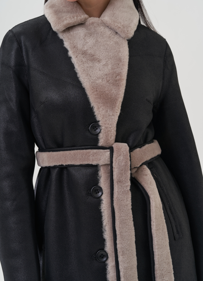 Двухсторонняя дубленка из эко кожи модель № 25418 универмаг малина