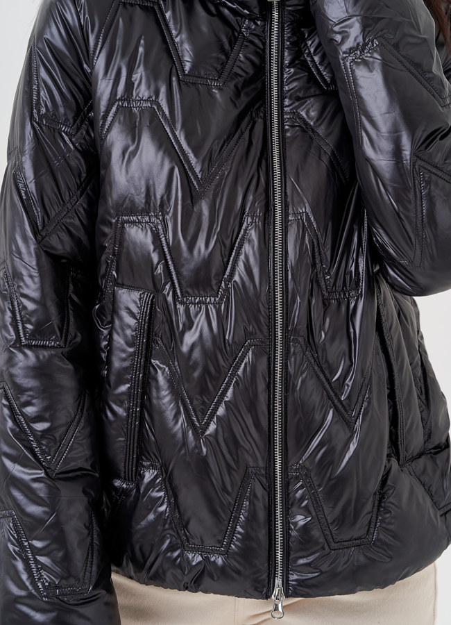 Куртка демисезонная с капюшоном модель № 3608 универмаг малина