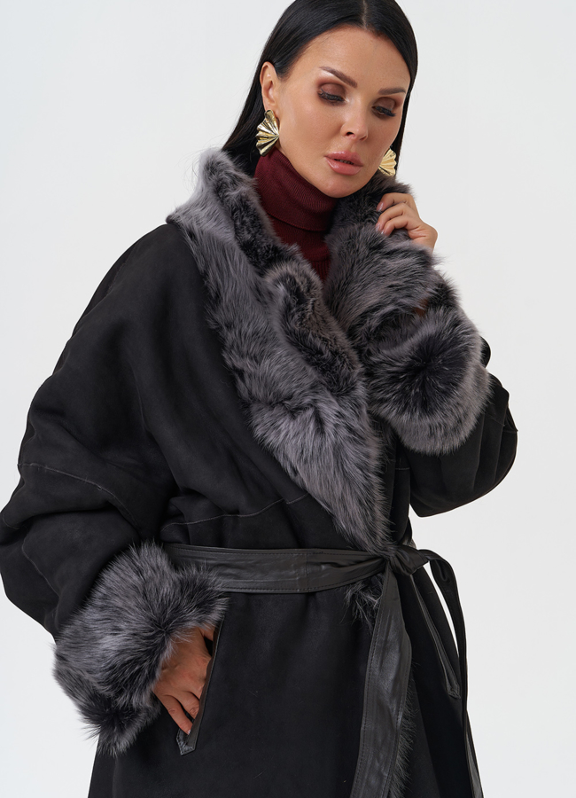 Двухсторонняя натуральная дубленка модель № 28421 универмаг малина