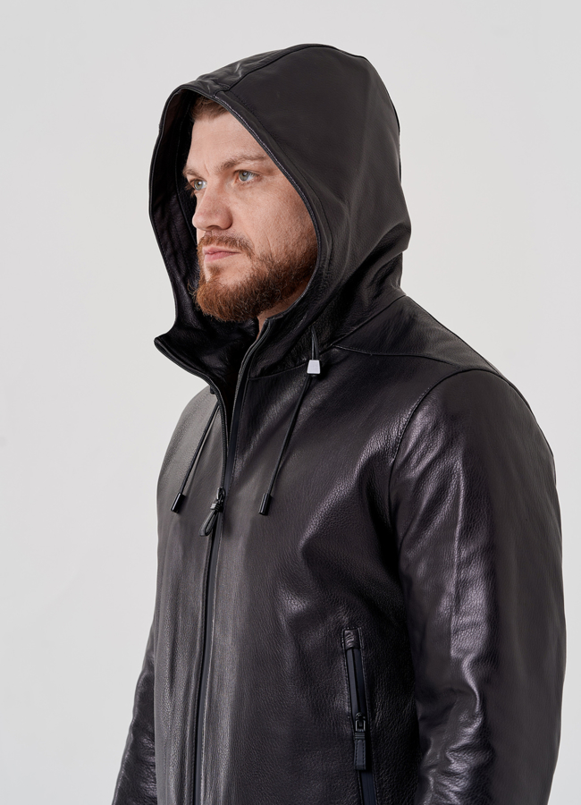 Кожаная куртка с капюшоном на молнии модель № 10980, 24371 универмаг малина