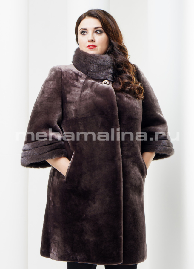 Шуба из мутона воротник стойка модель № S-417 в кредит
