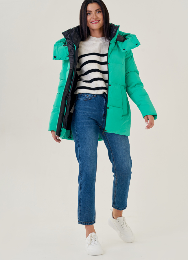 Куртка женская с капюшоном  модель № 23170 универмаг малина