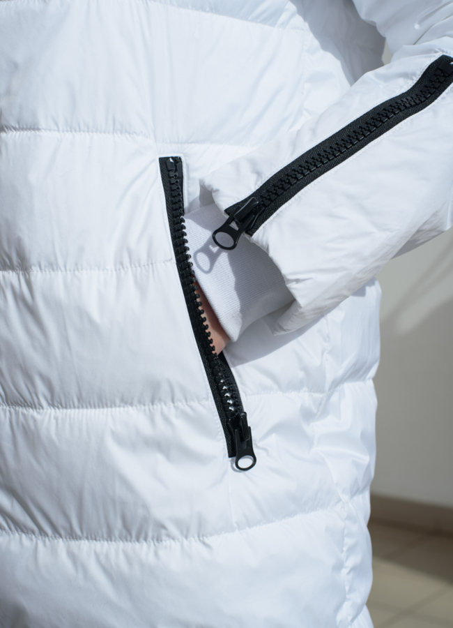 Женское полупальто с капюшоном  модель № 22522 универмаг малина