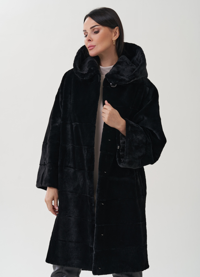 фото Шуба их меха кролика с капюшоном черного цвета модель № 25334