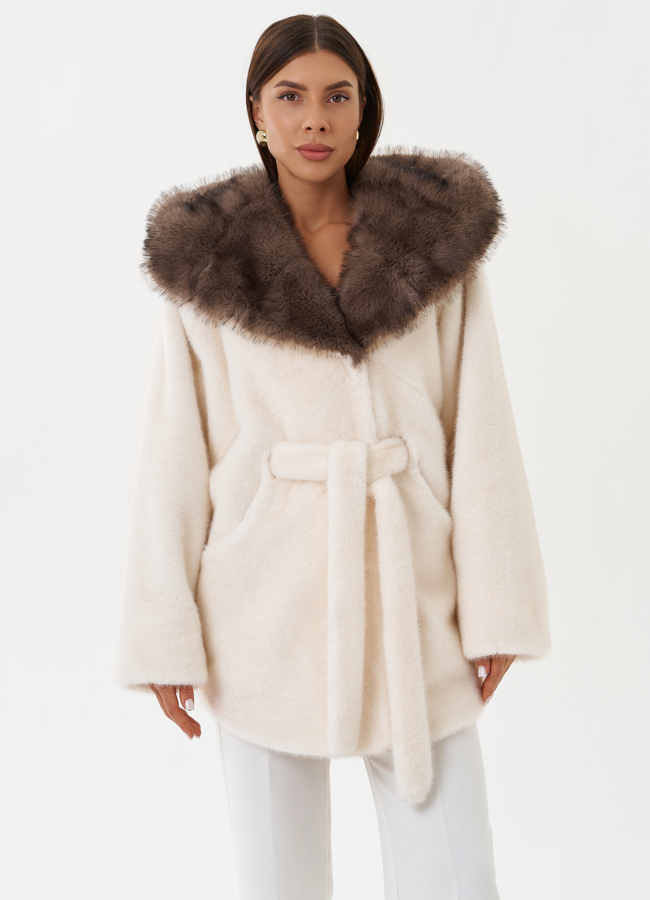 фото Укороченная шуба из эко меха с капюшоном модель № 28647