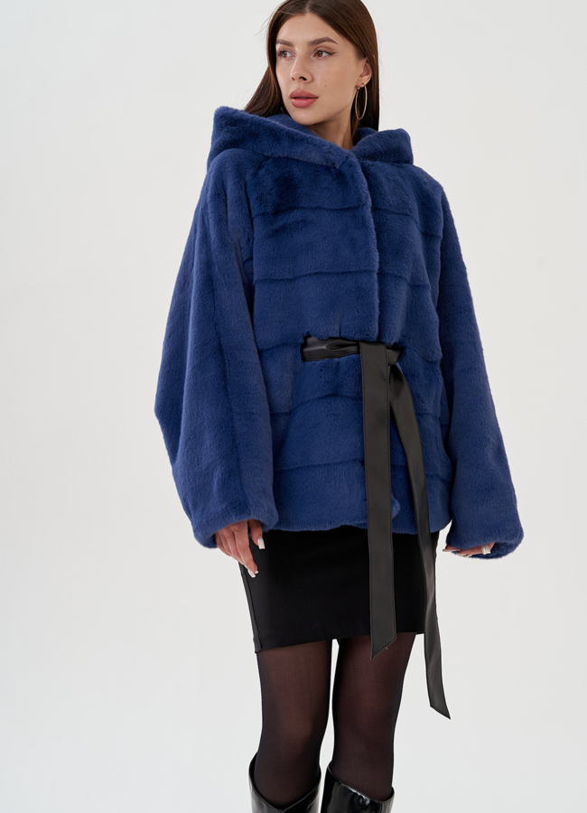 Укороченная шуба из эко меха с поясом модель № 81539 меха малина