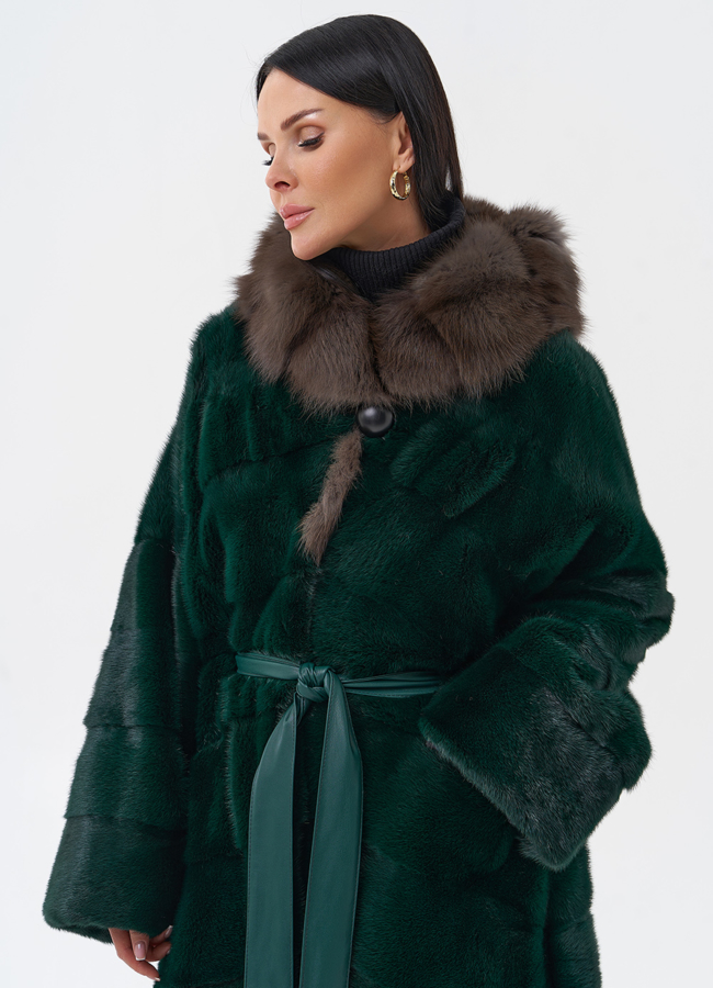 Длинная зеленая шуба из норки модель № 29253 в рассрочку