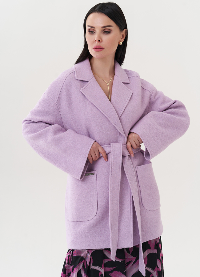 Пальто фиолетового цвета под пояс модель № 26718 меха малина