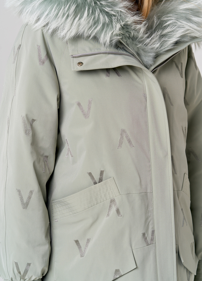 Женская парка оверсайз с вышивкой модель № 21601 универмаг малина