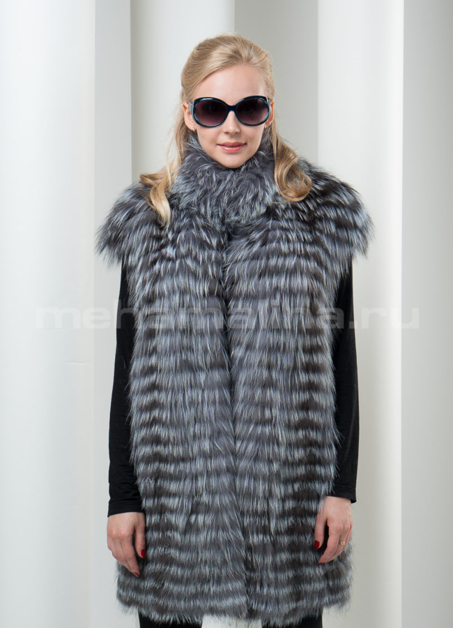 Меховой жилет из чернобурки, воротник - стойка модель № М-25 меха малина