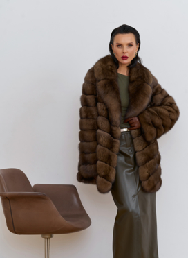 Женская шуба из соболя с английским воротником