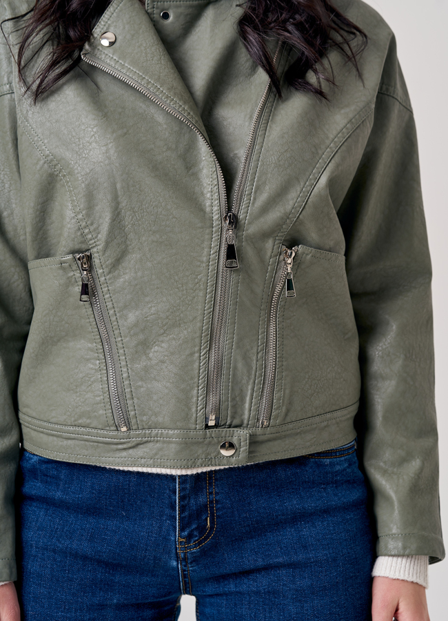 Женская куртка оверсайз модель № 830 в рассрочку