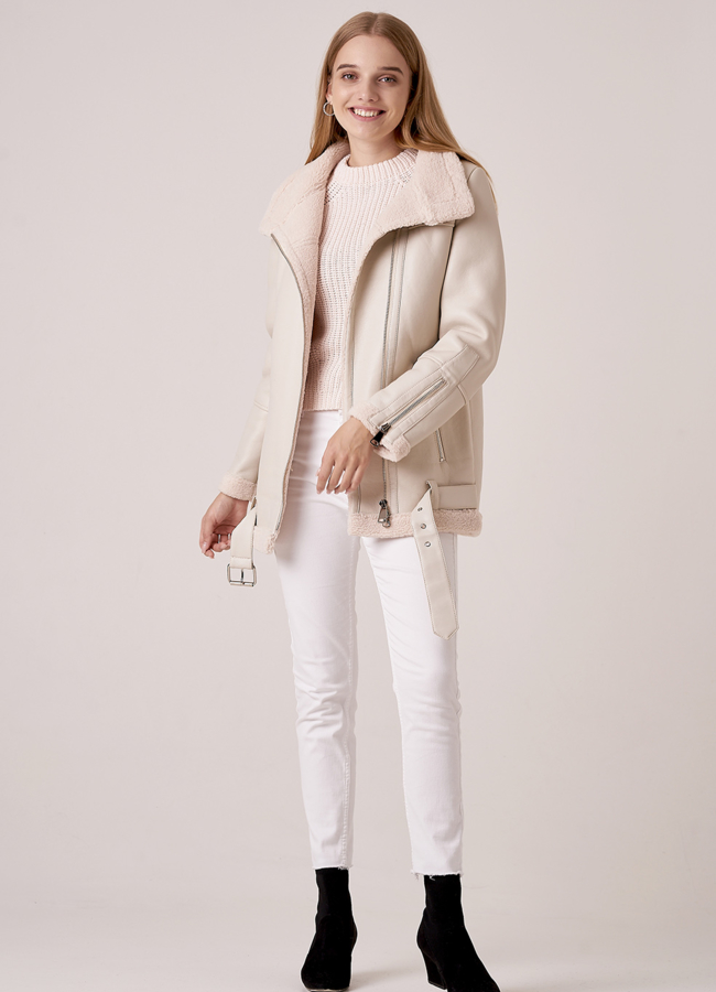 Светлая дубленка из искусственного меха модель № 79307 в рассрочку