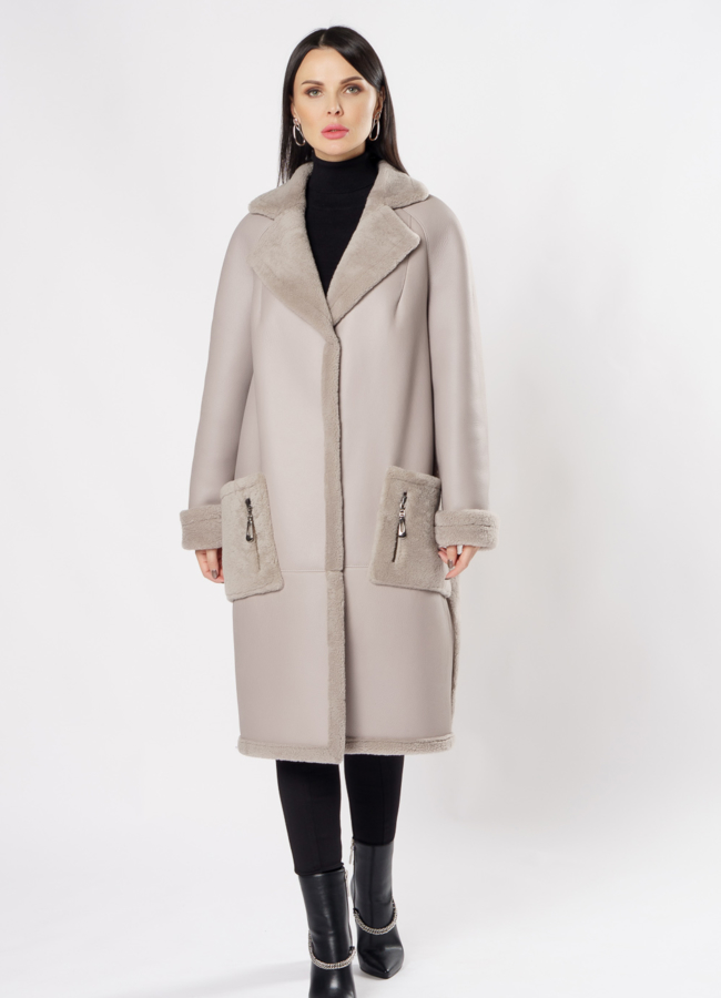 Светлая дубленка с английским воротником модель № 10294 в кредит