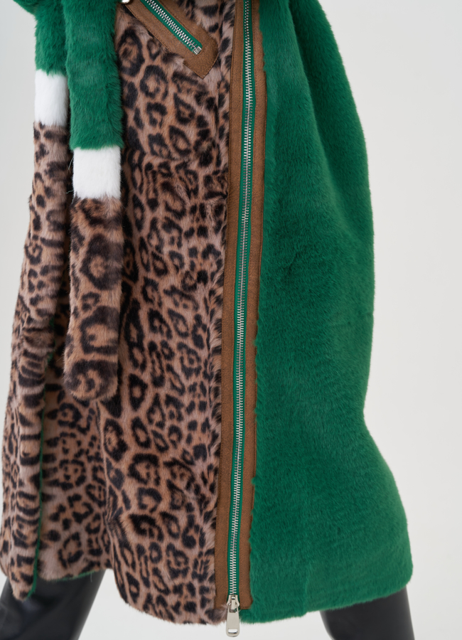 Пальто с анималистичным принтом из эко меха модель № 24916 универмаг малина