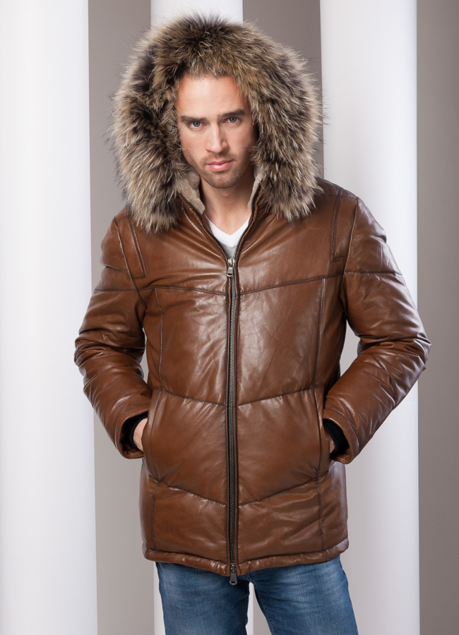 фото Кожаный пуховик с енотом модель № ПМ-41