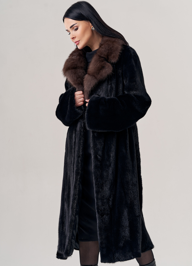 Шуба из норки с английским воротником из куницы  модель № 23839 универмаг малина