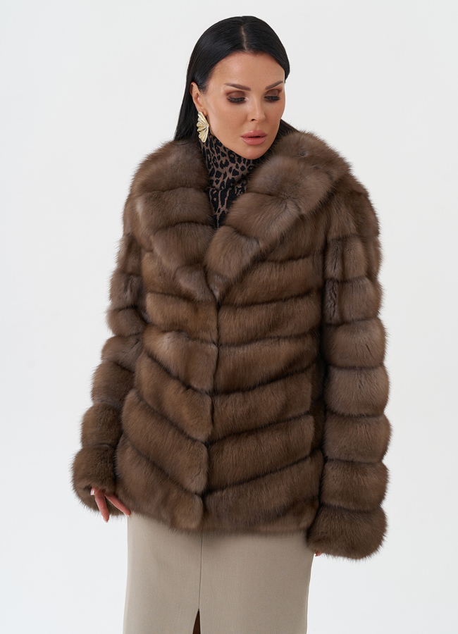 Шуба из меха куницы с английским воротником модель № 28084 универмаг малина